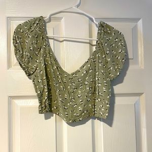 Hollister cropped blouse